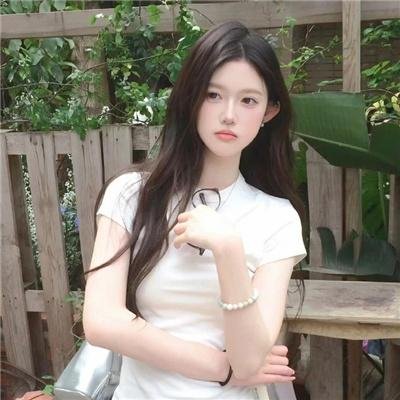 春色无遮入眼廉